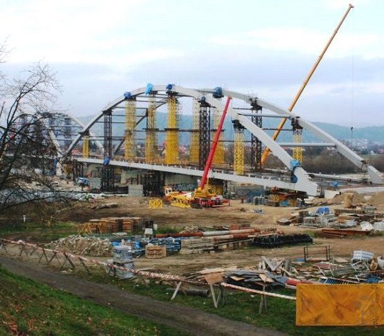 Budowa mostu heleńskiego. Fot. UM Nowy Sącz