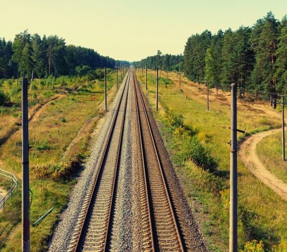 Rail Baltica ma być gotowa w 2026 r. Fot. victorgrow / Adobe Stock