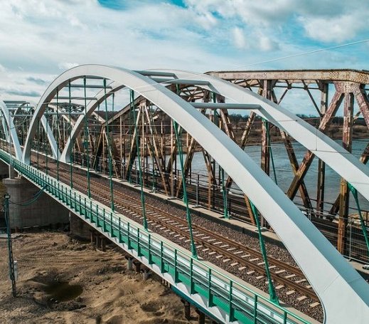 Nowy most przez Bug. Fot. PKP PLK