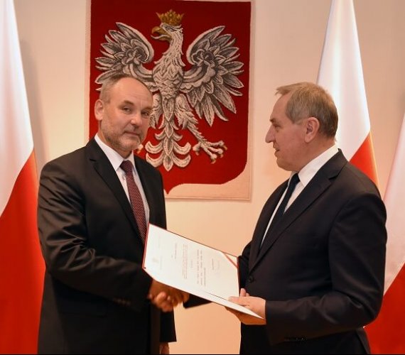 Od lewej: Piotr Dziadzio i minister Henryk Kowalczyk