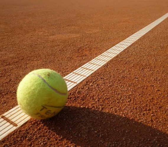 Tenis jest uważany za grę prestiżową. Fot. pixabay.com