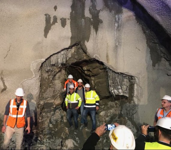 Zakopianka: budowa tunelu. Zdjęcie z placu budowy. Fot. inzynieria.com