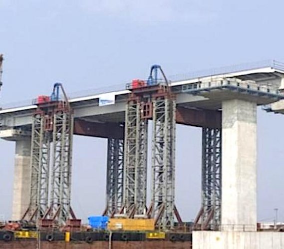 Indyjski most przez... morze. Budowa rozpoczęta