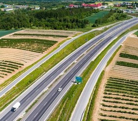 GDDKiA: w 2022 r. osiem kontraktów na 94 km dróg za 3,3 mld zł