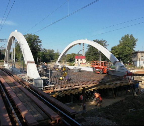 Budowa wiaduktu kolejowego w Mikołowie. Fot. Sebastian Szlachta/PKP PLK