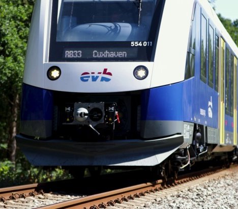 Wodorowe pociągi już obsługują regionalny szlak kolejowy w Dolnej Saksonii. Fot. LNVG