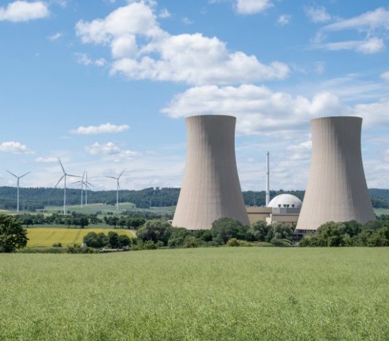 Elektrownia atomowa. Fot. ilustr. wlad074/Adobe Stock