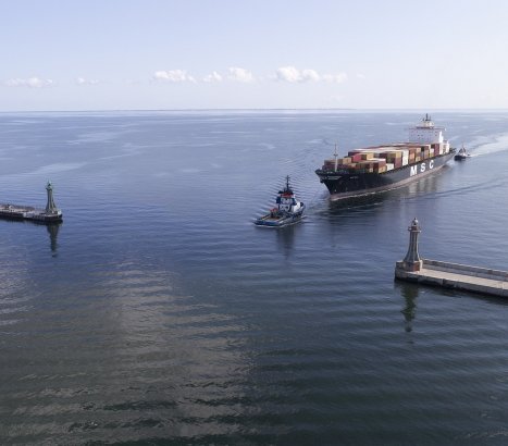 Wejście główne do Portu Gdynia. Fot. T. Urbaniak/ZMPG