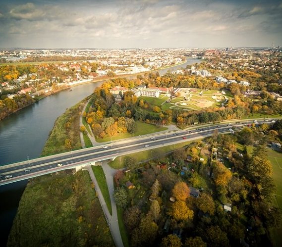 Most Zwierzyniecki w Krakowie. Fot. DRONE QUEST/Adobe Stock