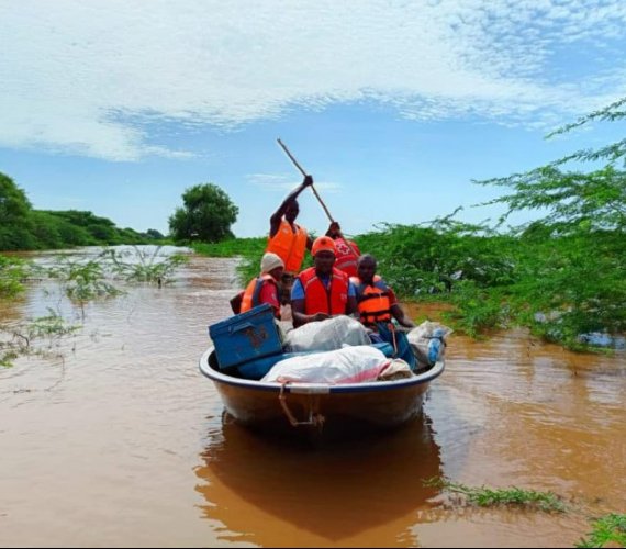 Niszczycielskie powodzie w Kenii. Fot. Kenya Red Cross Society