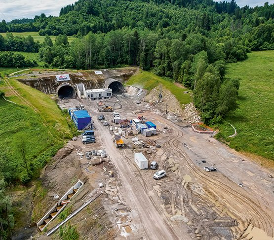 Realizacja portali tunelowych w ramach budowy drogi ekspresowej S1  na odcinku  Przybędza – Milówka