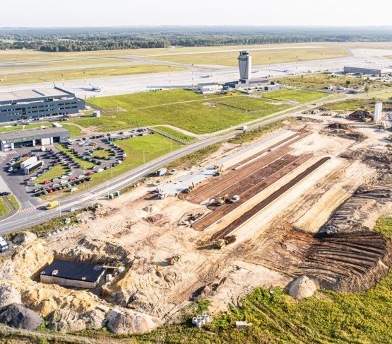 Budowa parkingu na lotnisku w Pyrzowicach. Fot. Katowice Airport