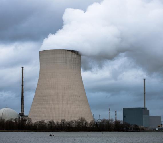 Elektrownia jądrowa w Polsce: przetarg na technologię w tym roku? Fot. Shutterstock