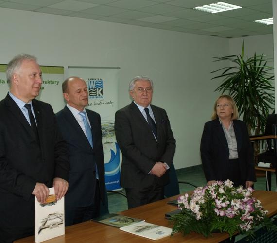Podpisanie umowy o dofinansowanie. Fot. z archiwum WFOŚiGW we Wrocławiu