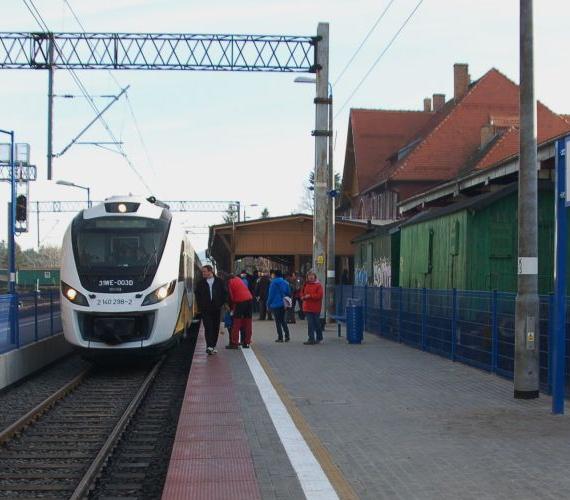 Pociągi wróciły na odnowioną trasę Jelenia Góra - Szklarska Poręba. Fot. z archiwum PKP PLK S.A.