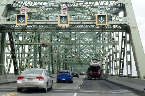 Champlain Bridge 