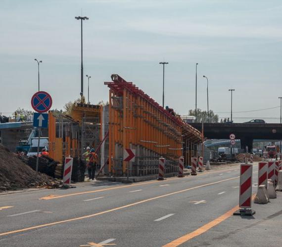 Budowa estakad Trasy Łazienkowskiej. Fot. ZMID w Warszawie