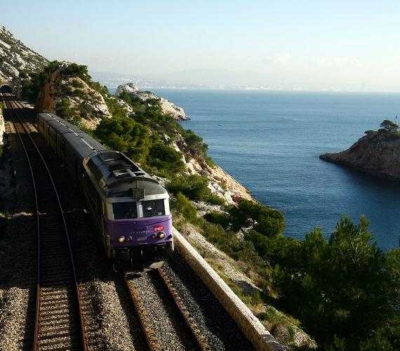 Francja: ile kosztuje strajk francuskich kolejarzy?
