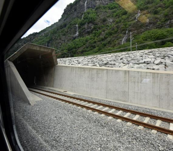 Tunel Gottharda przekazany do użytku komercyjnego /Fot. Gottardo 2016
