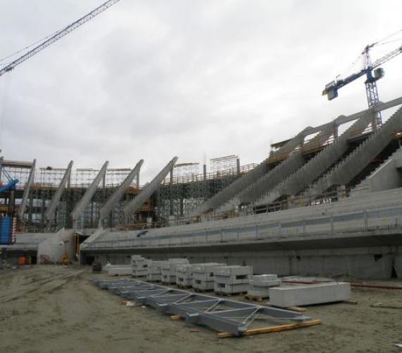 Budowa stadionu we Wrocławiu. Stan na październik 2010 r. Fot. z archiwum Wrocław 2012 sp. z o.o.