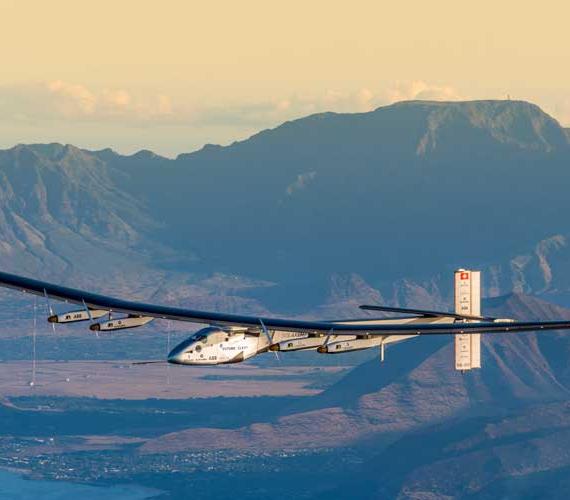 Przelot samolotu Solar Impulse 2 / źródło: Solar Impulse Press Corner