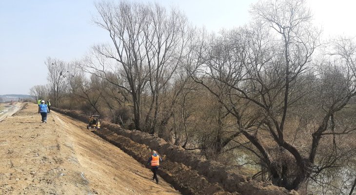 Przebudowa wału przeciwpowodziowego w Janowcu. Fot. Wody Polskie