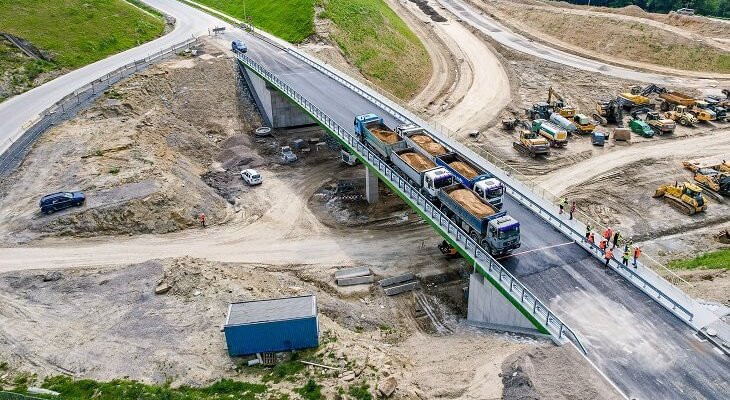 Droga ekspresowa S19 – wiadukt WD-23 na węźle Strzyżów-Żarnowa. Fot. GDDKiA