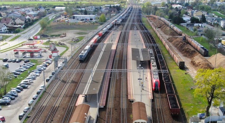 Widok z góry na torowisko Pruszcz Gdański. Fot. PKP PLK