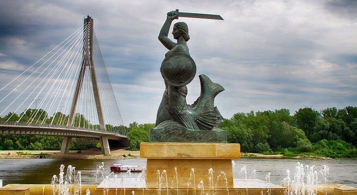 Dziś odbędą się uroczystości związane z jubileuszem 140-lecia Wodociągów Warszawskich. Fot. Adobe Stock