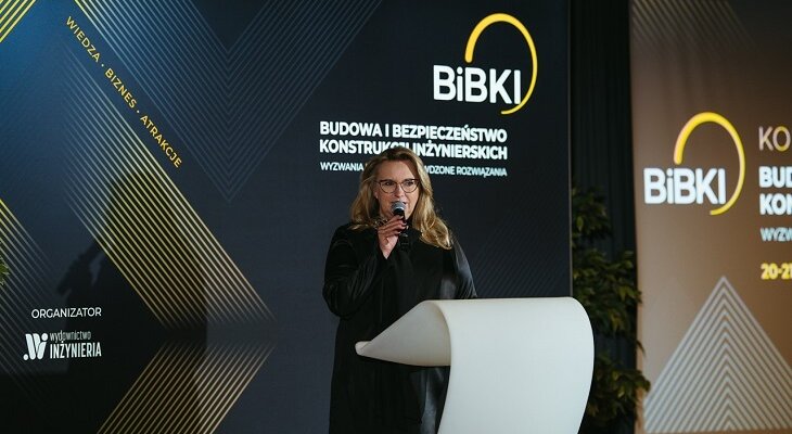 Przewodnicząca I Konferencji „Budowa i Bezpieczeństwo Konstrukcji Inżynierskich” Monika Socha-Kośmider.