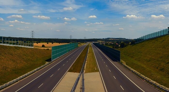 CPK ogłosiło wybór nadzorców projektu i budowy 90 km dróg wokół nowego lotniska. Fot. Adobe Stock; kadr