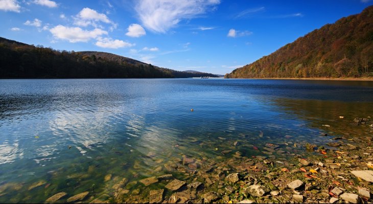Jezioro Solińskie. Fot. fotorince / Shutterstock