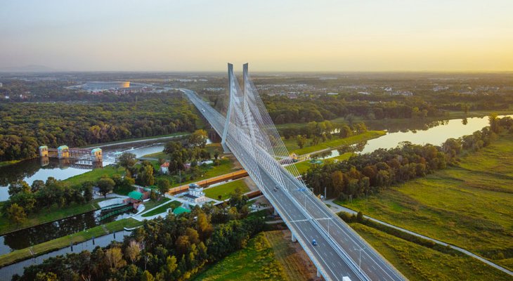 FOT. 1. Most Rędziński / fot. Wojciech Dziadosz – Shutterstock