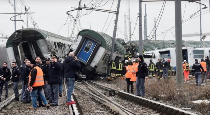  Katastrofa kolejowa we Włoszech. Fot. Youtube