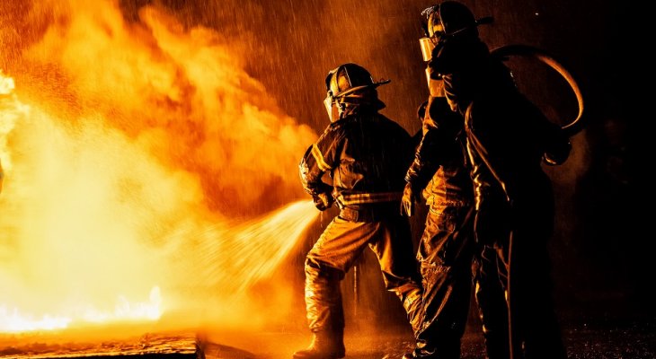 Wielkopolska: pożar gazociągu w Murowanej Goślinie. Fot. a Arisha Ray Singh / Shutterstock