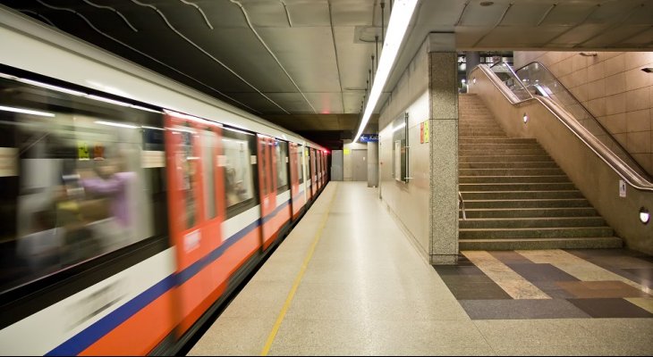 Dwie oferty na budowę ostatniego odcinka II linii metra na Bemowie. Fot. Marcin-linfernum / Shutterstock