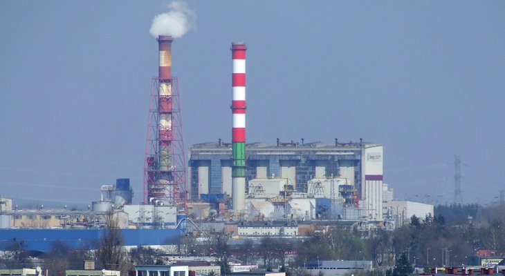 Za kilka dni Energa ogłosi zwycięzcę przetargu na budowę Elektrowni Ostrołęka C. Fot. Pan SG / Wikipedia Commons