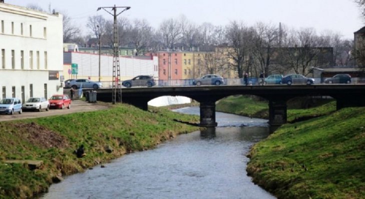 Prudnik: ruszyła przebudowa mostu z XIX w. Fot. Opole.pl