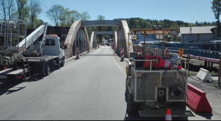 Biały Dunajec: kierowcy pojadą mostem tymczasowym. Fot. GDDKiA
