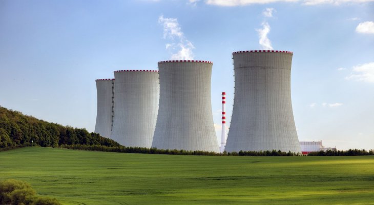 Czy w Polsce powstanie elektrownia atomowa? Decyzja ma zostać podjęta w tym roku. Fot. TTstudio/Shutterstock