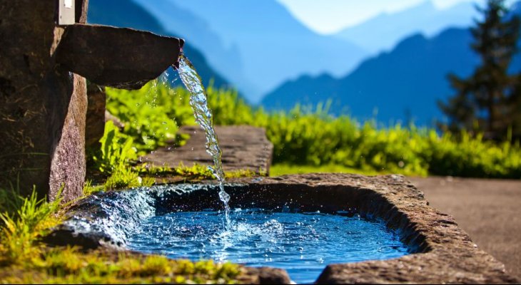 W wyniku działań podejmowanych przez kraje członkowskie UE, wody powierzchniowe i podziemne w Europie są coraz czystsze. Fot. Shutterstock