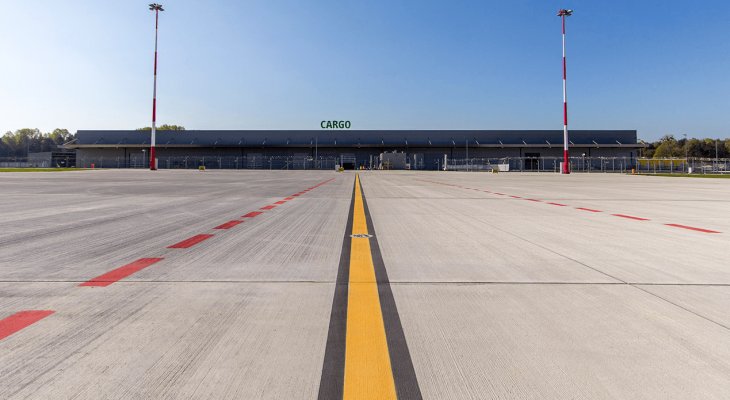 Terminal cargo w katowickim porcie lotniczym. Fot. Katowice Airport