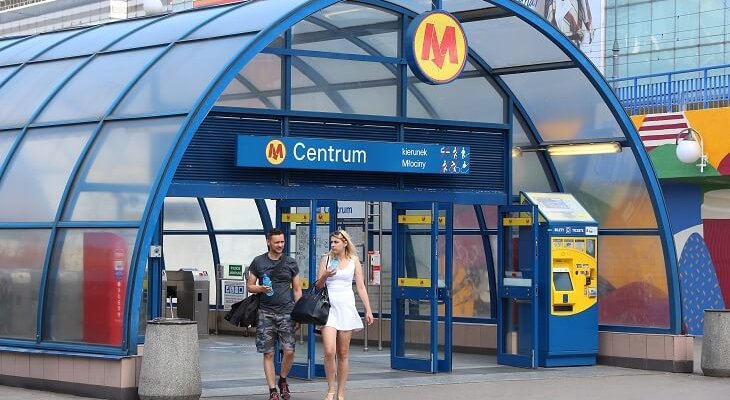 Do zdarzenia doszło na stacji Metro Centrum. Fot. Tupungato / Shutterstock
