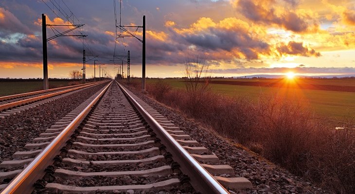 Najdłuższe trasy kolejowe w Europie: ranking. Fot. TTstudio / Adobe Stock