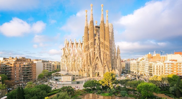 Sagrada Familia w Barcelonie. Fot. anekoho / Adobe Stock