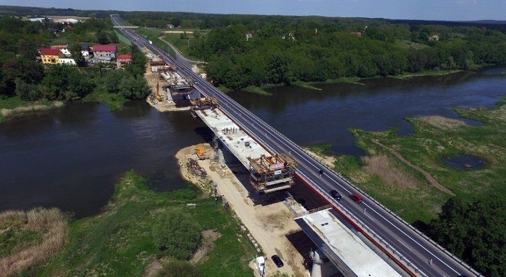 Budowa mostu nad Odrą w Cigacicach. Fot. GDDKiA