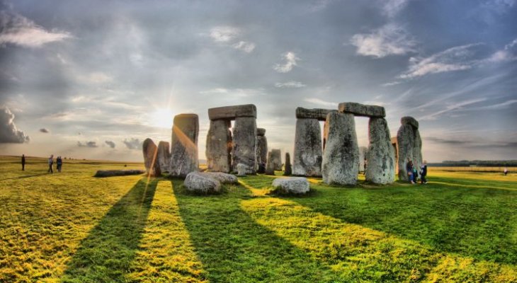 Czy budowniczy tunelu naruszą Stonehenge? Fot. Gooseman/Adobe Stock