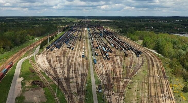 Węzeł kolejowy w Skarżysku-Kamiennej. Fot. swietokrzyskie.pro