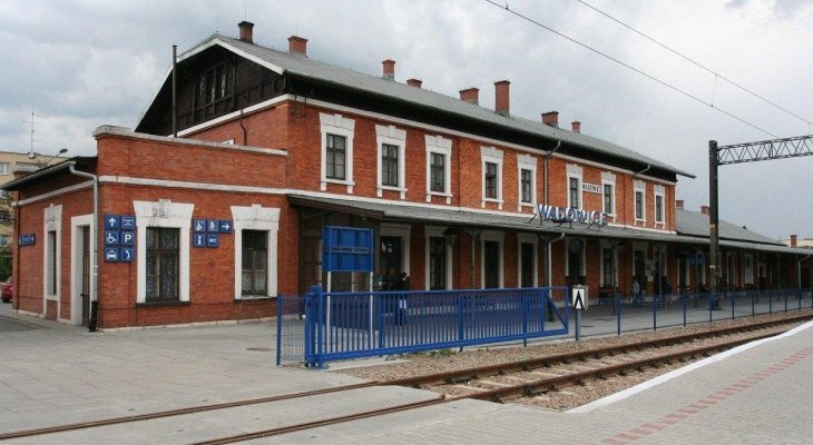 Dworzec w Wadowicach. Fot. Danuta B./Fotopolska.eu/wikimedia