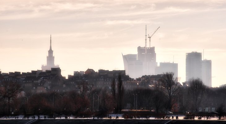 Smog w Warszawie. Fot. Mieszko/Adobe Stock